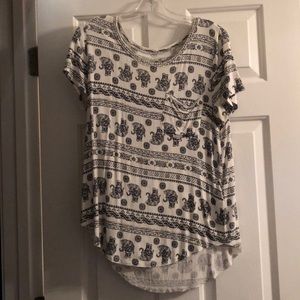 Elephant pattern pocket T